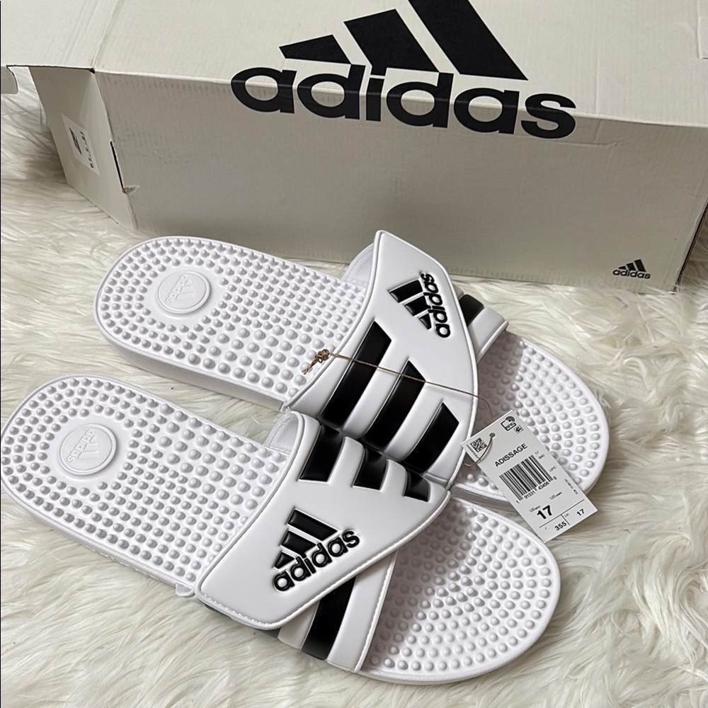 NEW In Box Adidas Adissage Slide Sandals Black And White Men’s 17